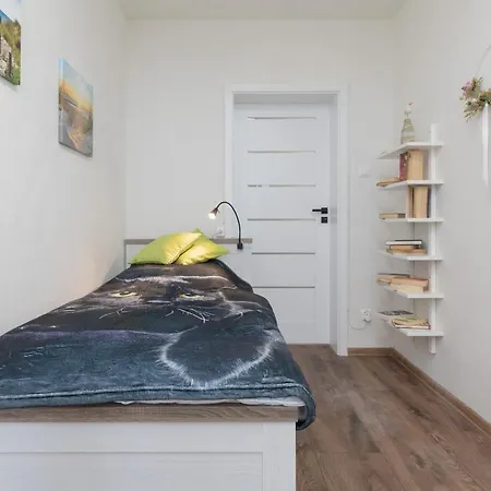 Lägenhet Nowa Flotylla 2-bedroom With River And Port View By Renters