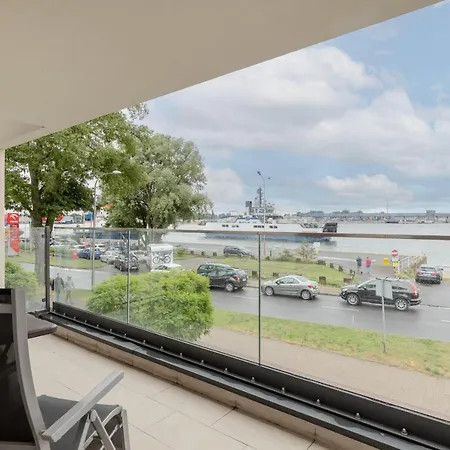아파트 River And Port View By Renters 슈비노우이스쳬